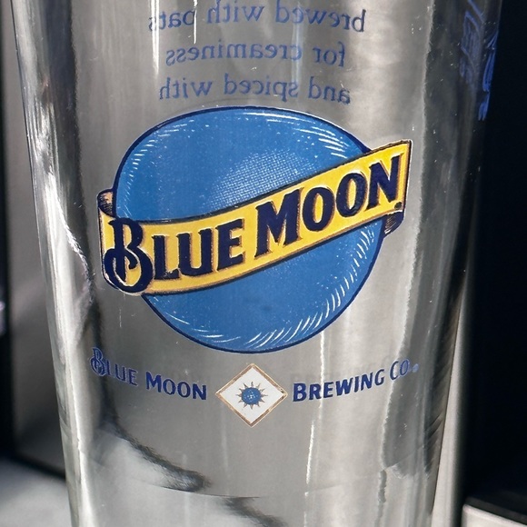 Blue Moon Brewing Co. Pilsner / Beer Glass - Picture 7 of 8